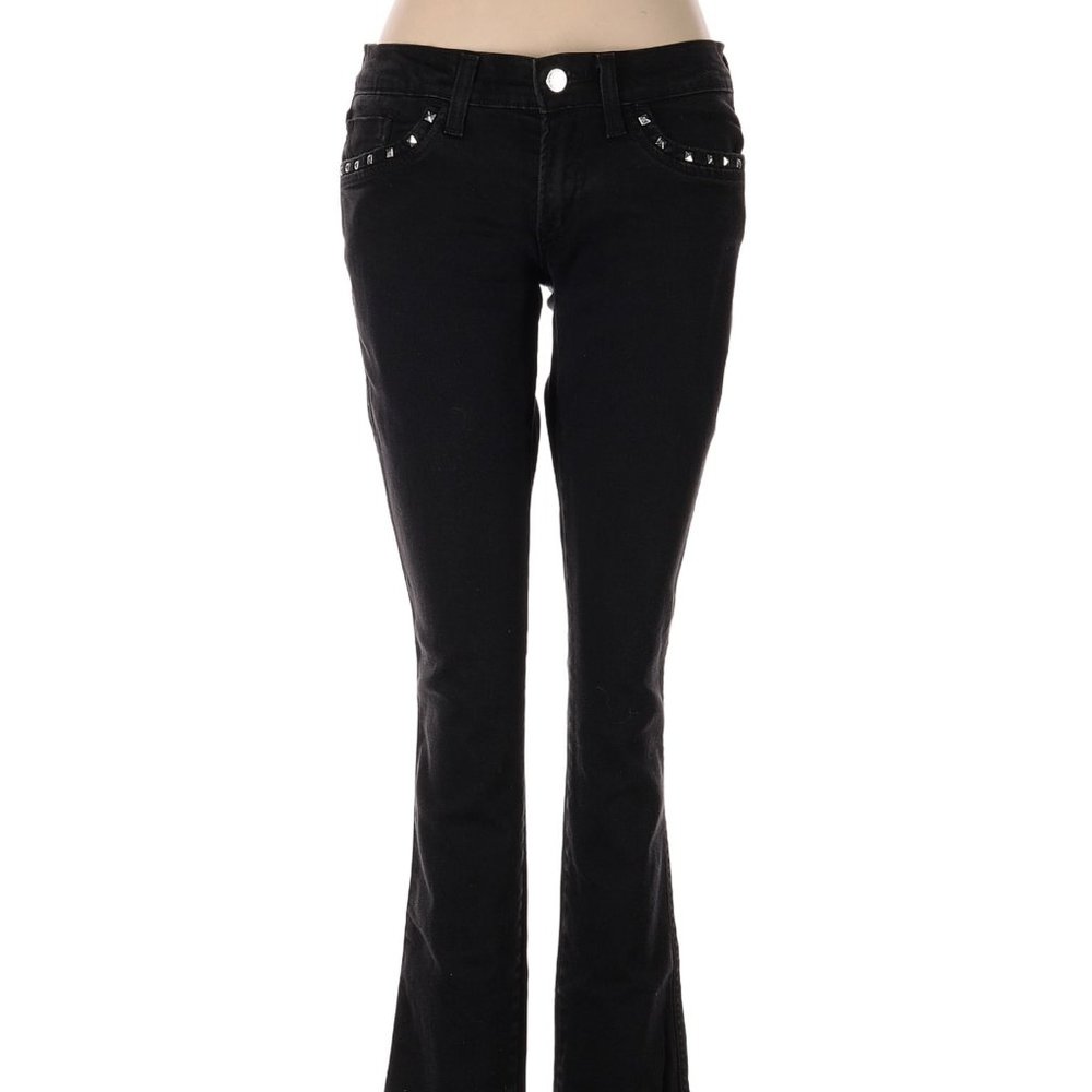 Black Levi's low rise pants 28 waist